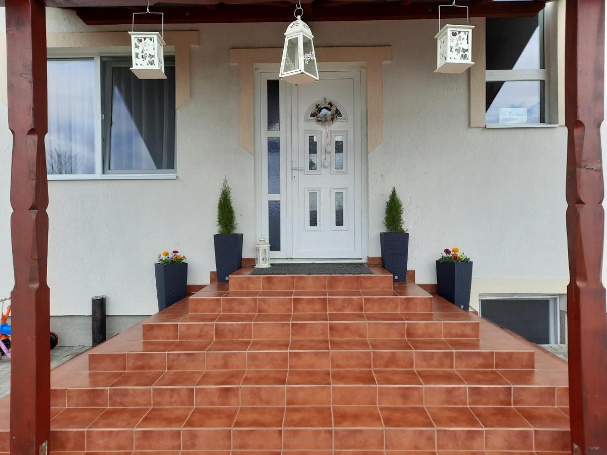 Villa Prestige Sovata Exterior photo
